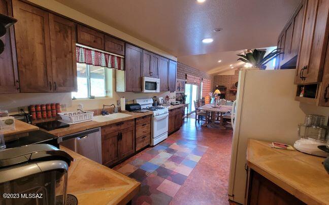 1076 West Redhead Road Cochise, AZ 85606 - Photo 23 of 50 Gallery Image 23