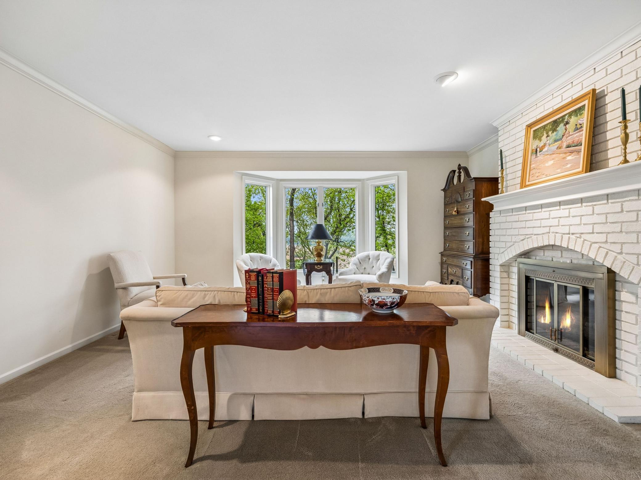 11202 Mt Curve Road Eden Prairie, MN 55347 - Photo 13 of 61