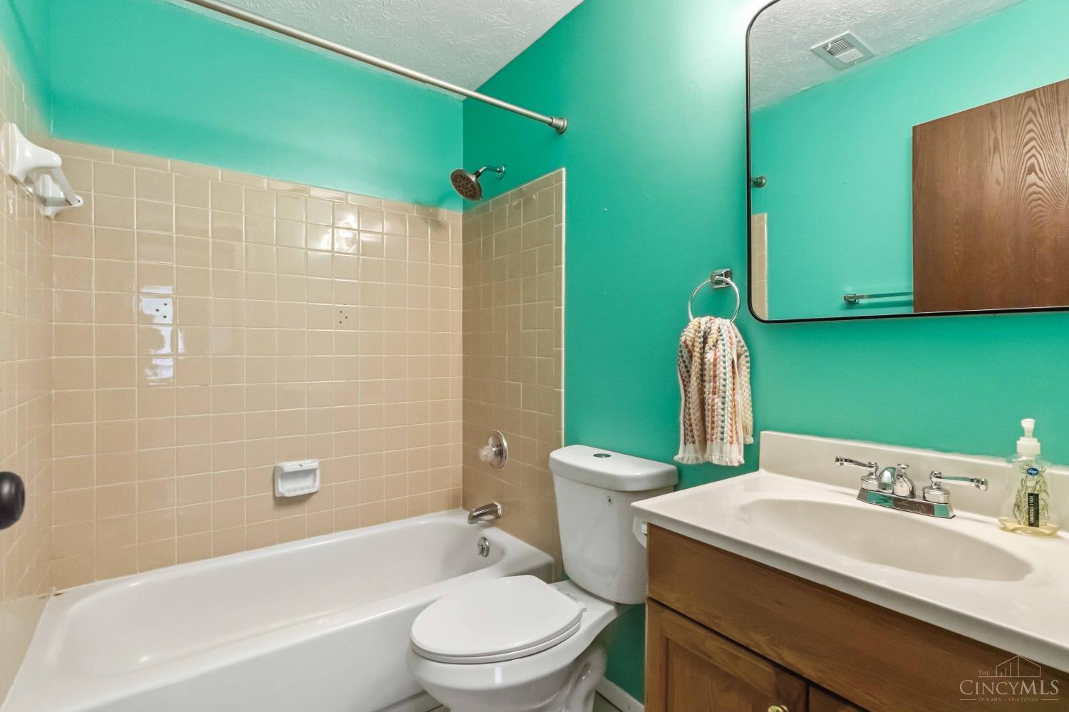 537 Davis Road, Unit 12 Cincinnati, OH 45255 - Photo 18 of 30
