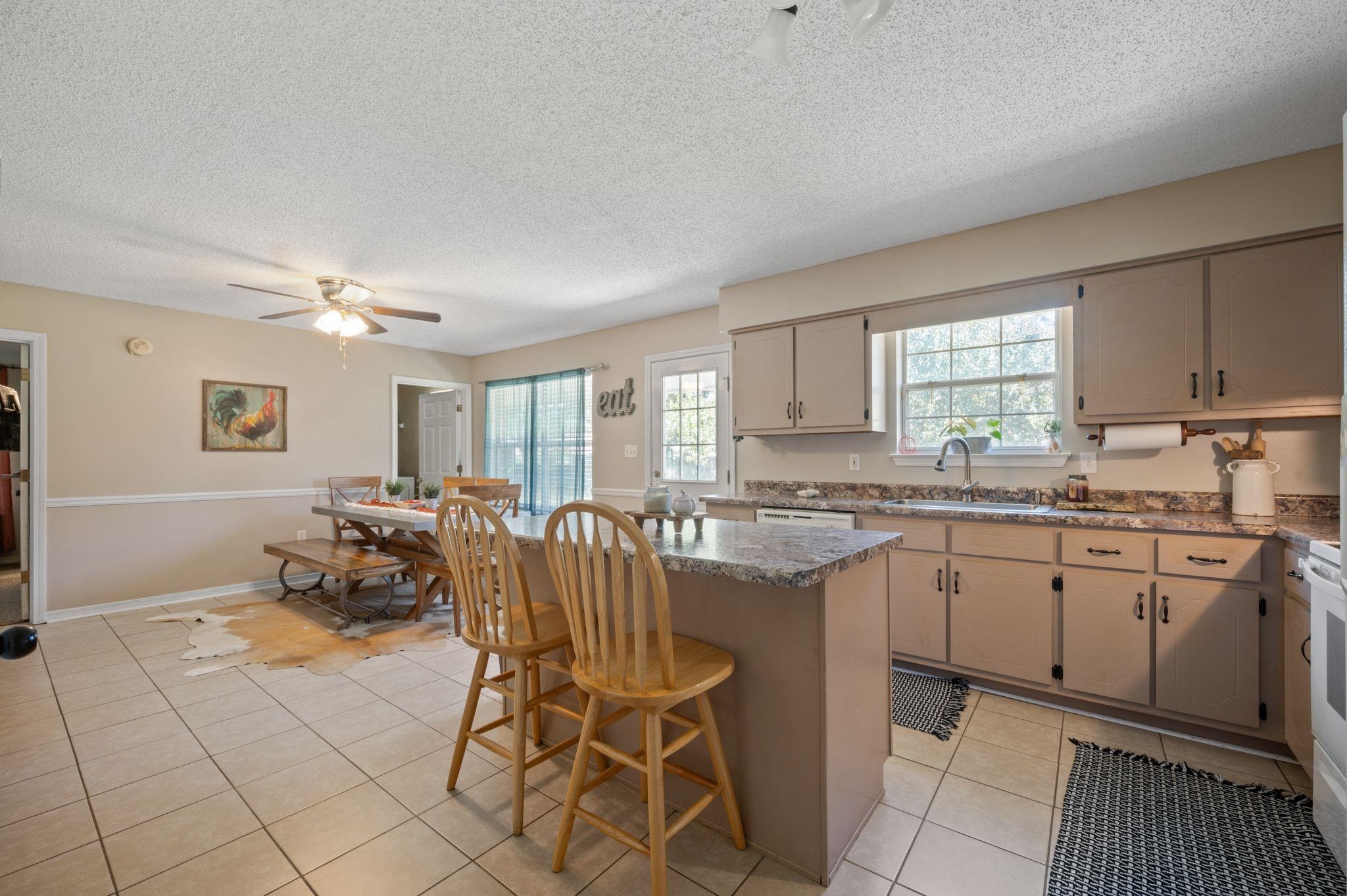 13025 County Road 55 Foley, AL 36535 - Photo 8 of 49 Kitchen