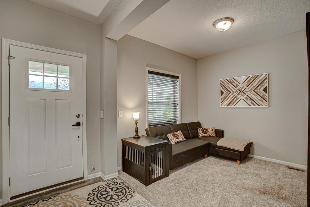 2046 Highland Circle Hudson, WI 54016 - Photo 2 of 33