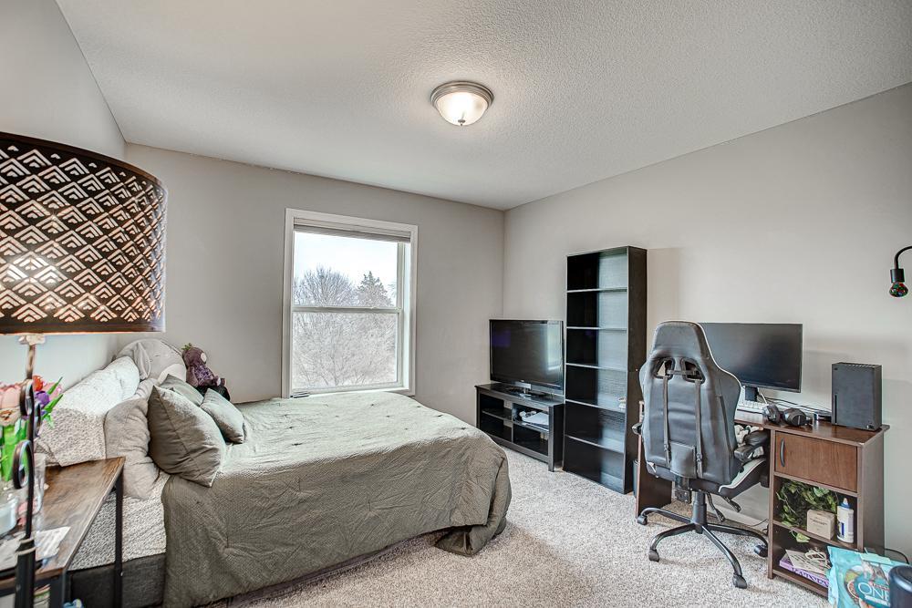 2046 Highland Circle Hudson, WI 54016 - Photo 21 of 33