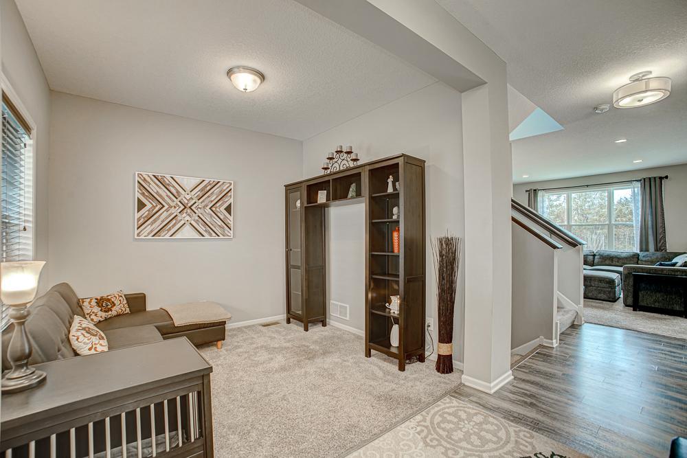 2046 Highland Circle Hudson, WI 54016 - Photo 3 of 33