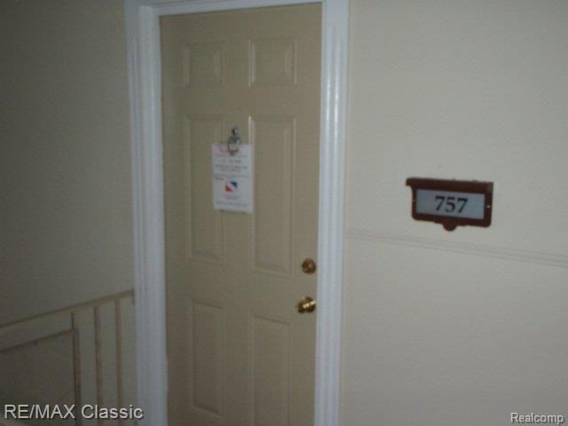 757 West Maple Road, Unit 56 Clawson, MI 48017 - Photo 3 of 8 maple w 757 12-31-2012 ac (5).JP