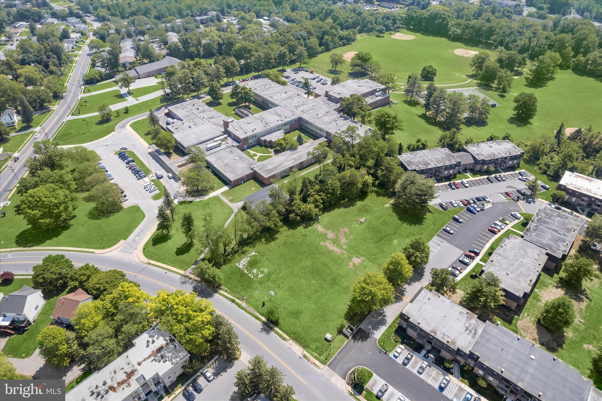 3925 Rolling Rd. Baltimore, MD 21208 - Photo 13 of 27 an aerial view of residential houses with outdoor space