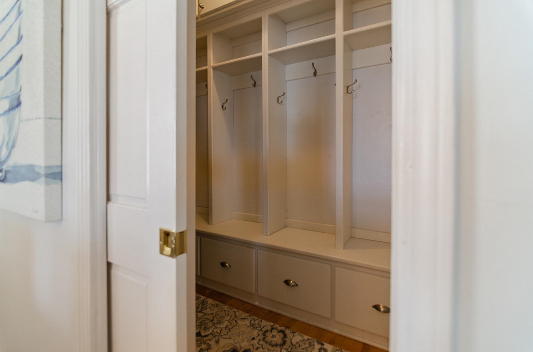5061 Edgewater Beach Road Green Bay, WI 54311 - Photo 32 of 74 Gallery Image 32