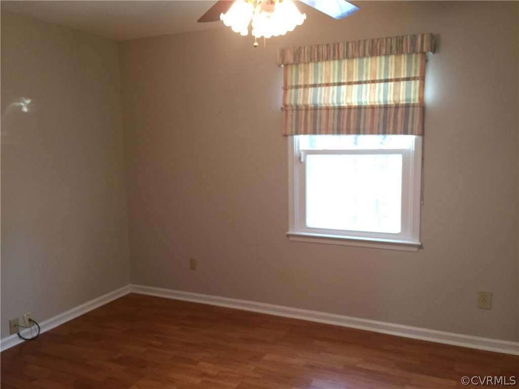 3807 Doe Run Road Hopewell, VA 23860 - Photo 18 of 29 an empty room with a window