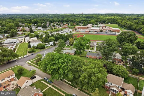 a view of a city