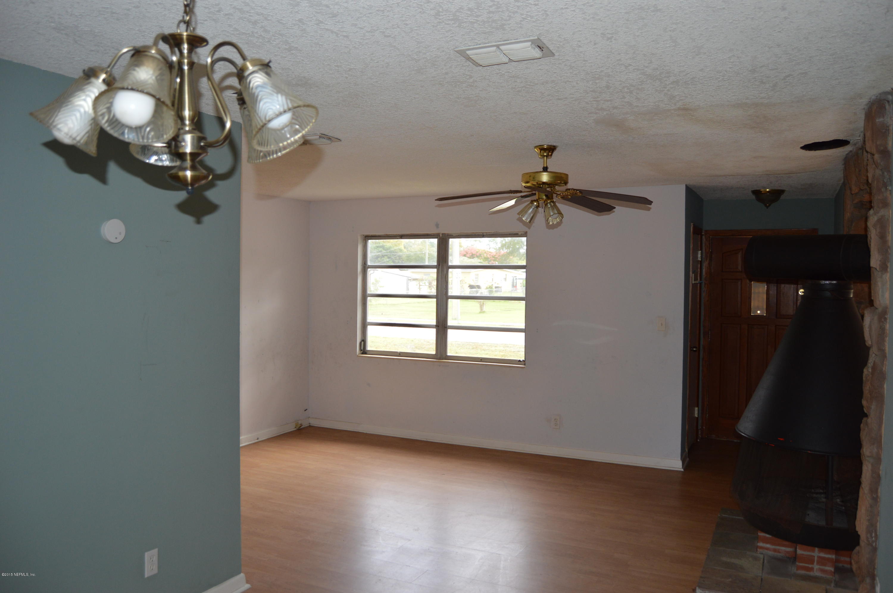 2236 Dean Road Jacksonville, FL 32216 - Photo 15 of 21 en view of a chandelier in a room