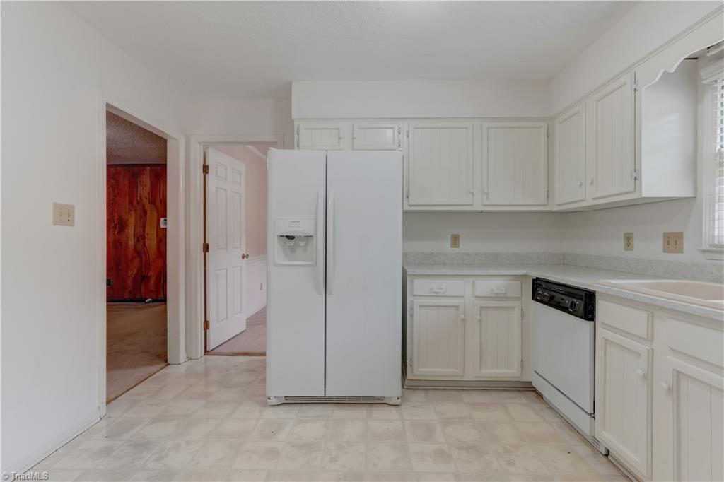 4935 Tower Road, Unit A Greensboro, NC 27410 - Photo 8 of 26 Gallery Image 8