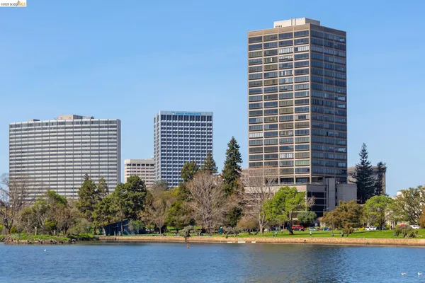 $545,000 | 565 Bellevue Avenue, Unit 2205, Oakland, CA 94610