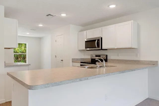 $2,890 | 2102 Southeast Holland Street, Port St. Lucie, FL 34952