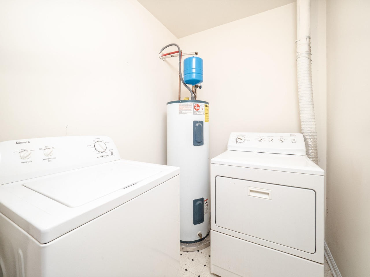 3030 Barrymore Street, Unit 103 Raleigh, NC 27603 - Photo 12 of 16 Photo 12