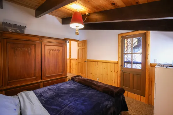 $2,850 | 43615 Wolf Road, Big Bear Lake, CA 92315