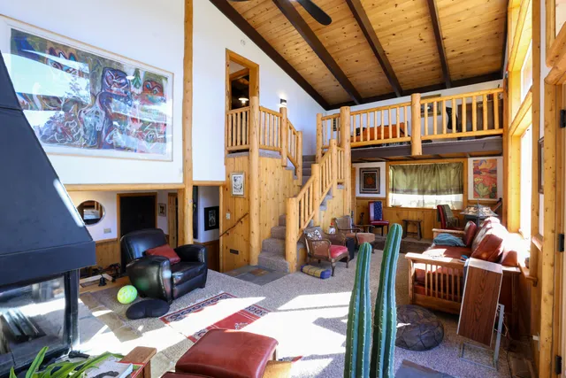 $3,000 | 43615 Wolf Road, Big Bear Lake, CA 92315