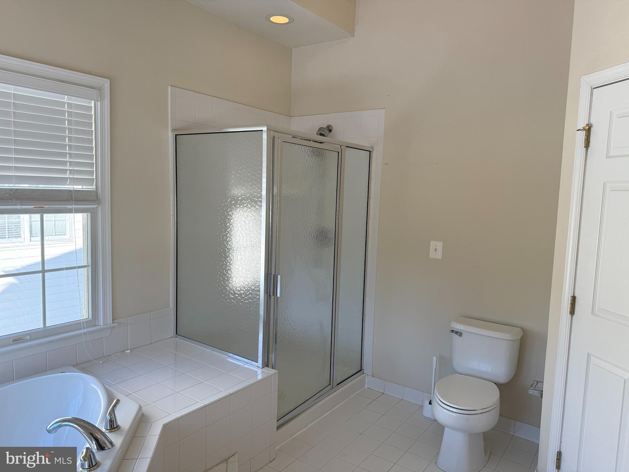 2635 Stoneridge Road Winchester, VA 22601 - Photo 12 of 21 Primary Bath