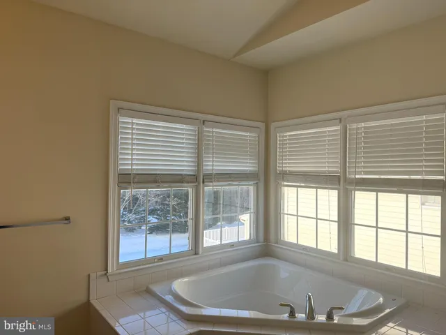 $2,750 | 2635 Stoneridge Road, Winchester, VA 22601