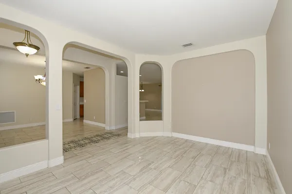 $2,975 | 1273 Scarlet Oak Circle, Vero Beach, FL 32966