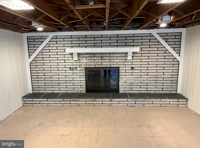 a view of empty room