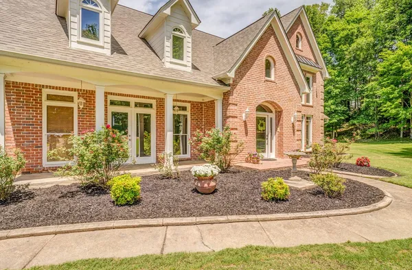 $599,999 | 9426 Alex Dickson Cove, Bartlett, TN 38133