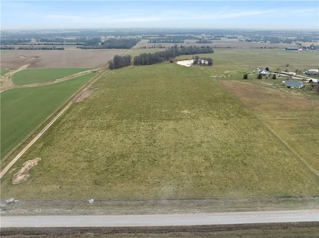 $520,000 | 48 Northeast 30th Lane, Lamar, MO 64759