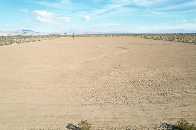 $350,000 | 9 Bellflower Street, Adelanto, CA 92301