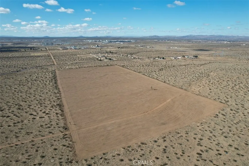 9 Bellflower Street Adelanto, CA 92301 - Photo 9 of 24 a view of an ocean beach