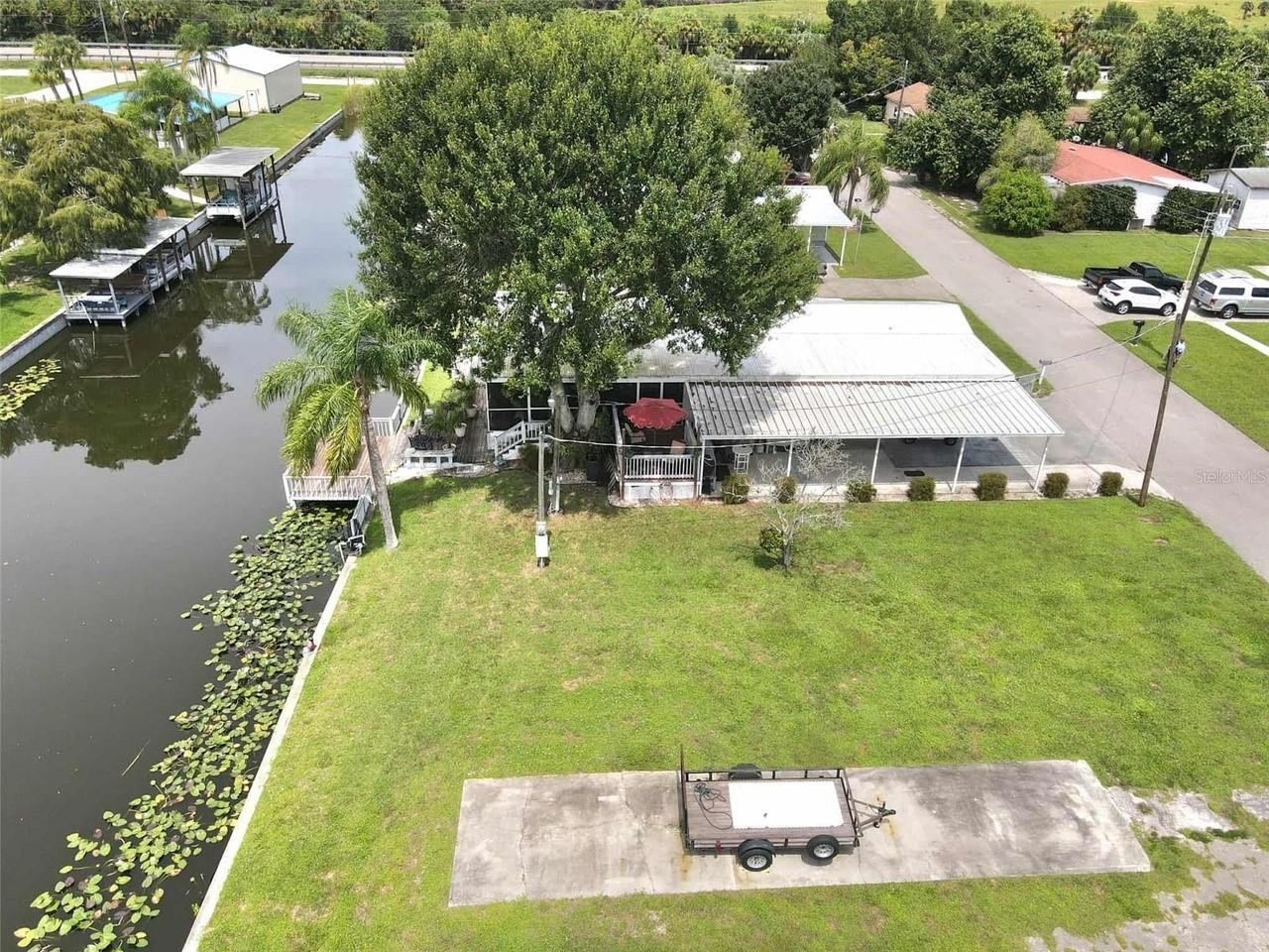 1066 9th Street Okeechobee, FL 34974 - Photo 4 of 45 Photo 4