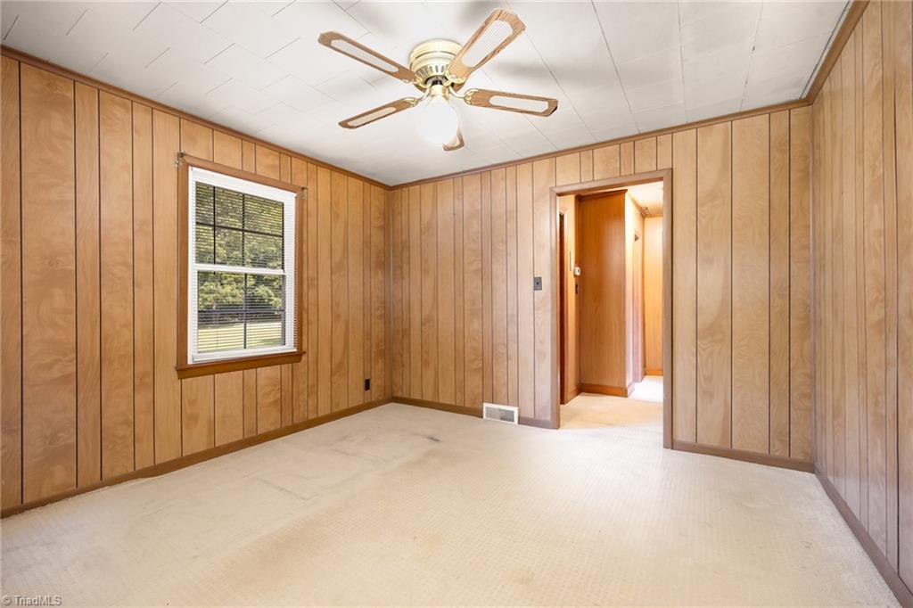 3839 High Point Road Winston-Salem, NC 27107 - Photo 9 of 31 Gallery Image 9