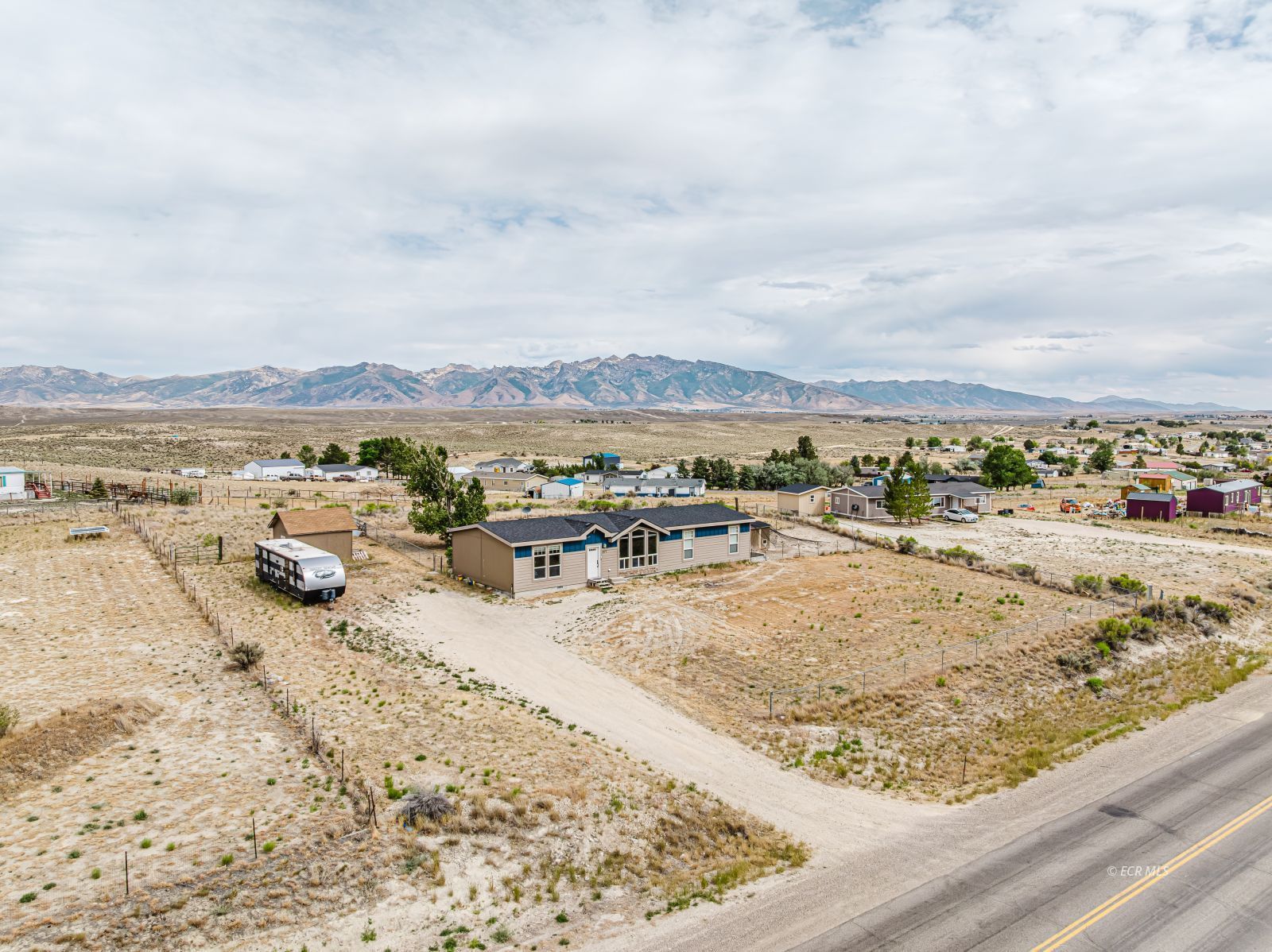 877 Spring Valley Parkway Spring Creek, NV 89815 - Photo 29 of 40 Gallery Image 29