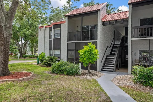 $2,300 | 3201 South Beneva Road, Unit 201, Sarasota, FL 34232