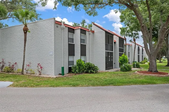 $2,300 | 3201 South Beneva Road, Unit 201, Sarasota, FL 34232
