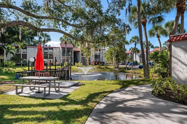 $2,300 | 3201 South Beneva Road, Unit 201, Sarasota, FL 34232