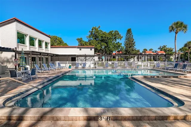 $2,300 | 3201 South Beneva Road, Unit 201, Sarasota, FL 34232