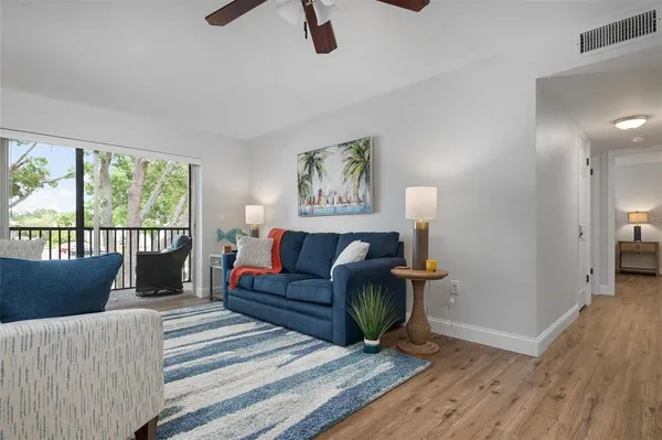 $1,700 | 3201 South Beneva Road, Unit 201, Sarasota, FL 34232