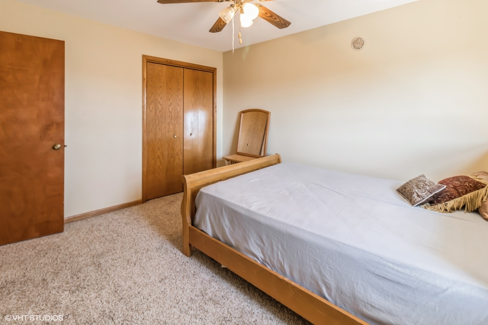 2029 Valley Creek Drive Elgin, IL 60123 - Photo 18 of 27