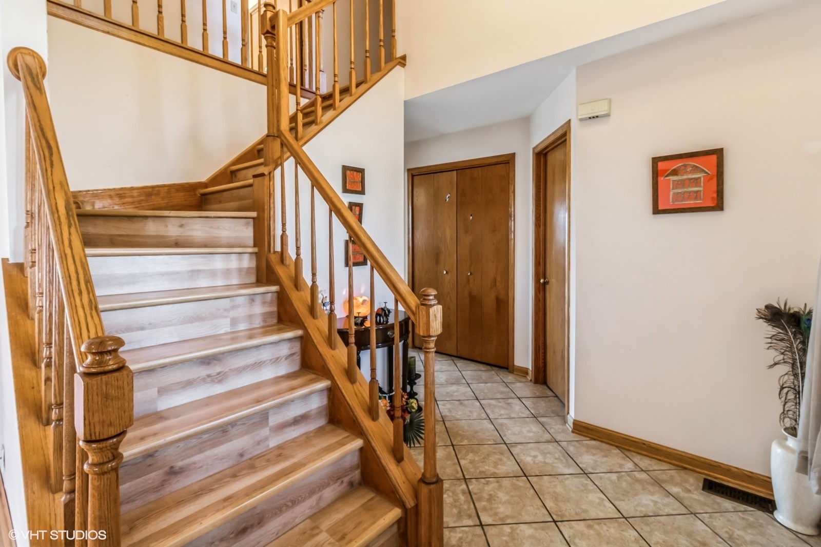 2029 Valley Creek Drive Elgin, IL 60123 - Photo 3 of 27