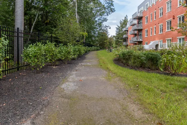 $802,108 | 75 McAuley Way, Unit 206, Portland, ME 04103