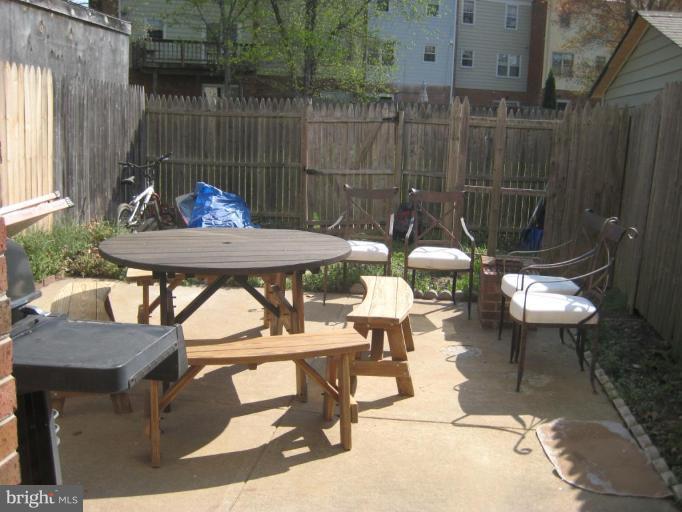 3064 Seminole Road Woodbridge, VA 22192 - Photo 20 of 20 Patio