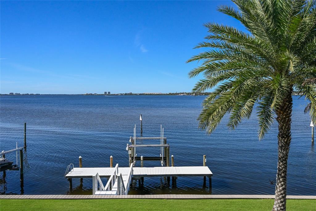 700 Regatta Way Bradenton, FL 34208 - Photo 52 of 78