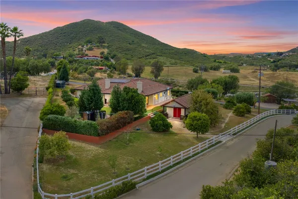 $1,020,000 | 4323 Rainbow Vista Drive, Fallbrook, CA 92028