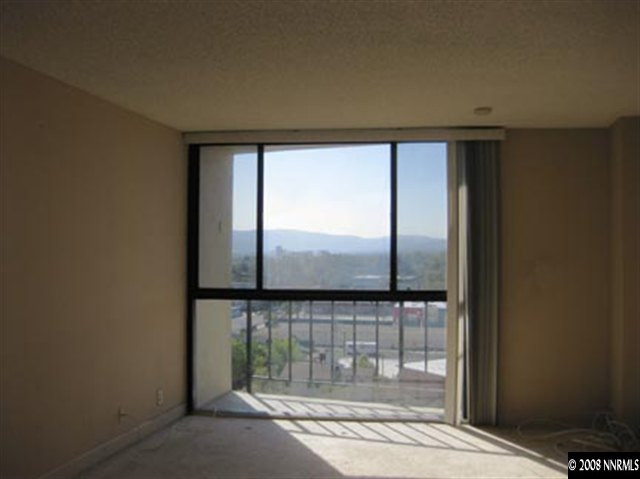 567 West 4th Street, Unit 905 Reno, NV 89503 - Photo 4 of 8