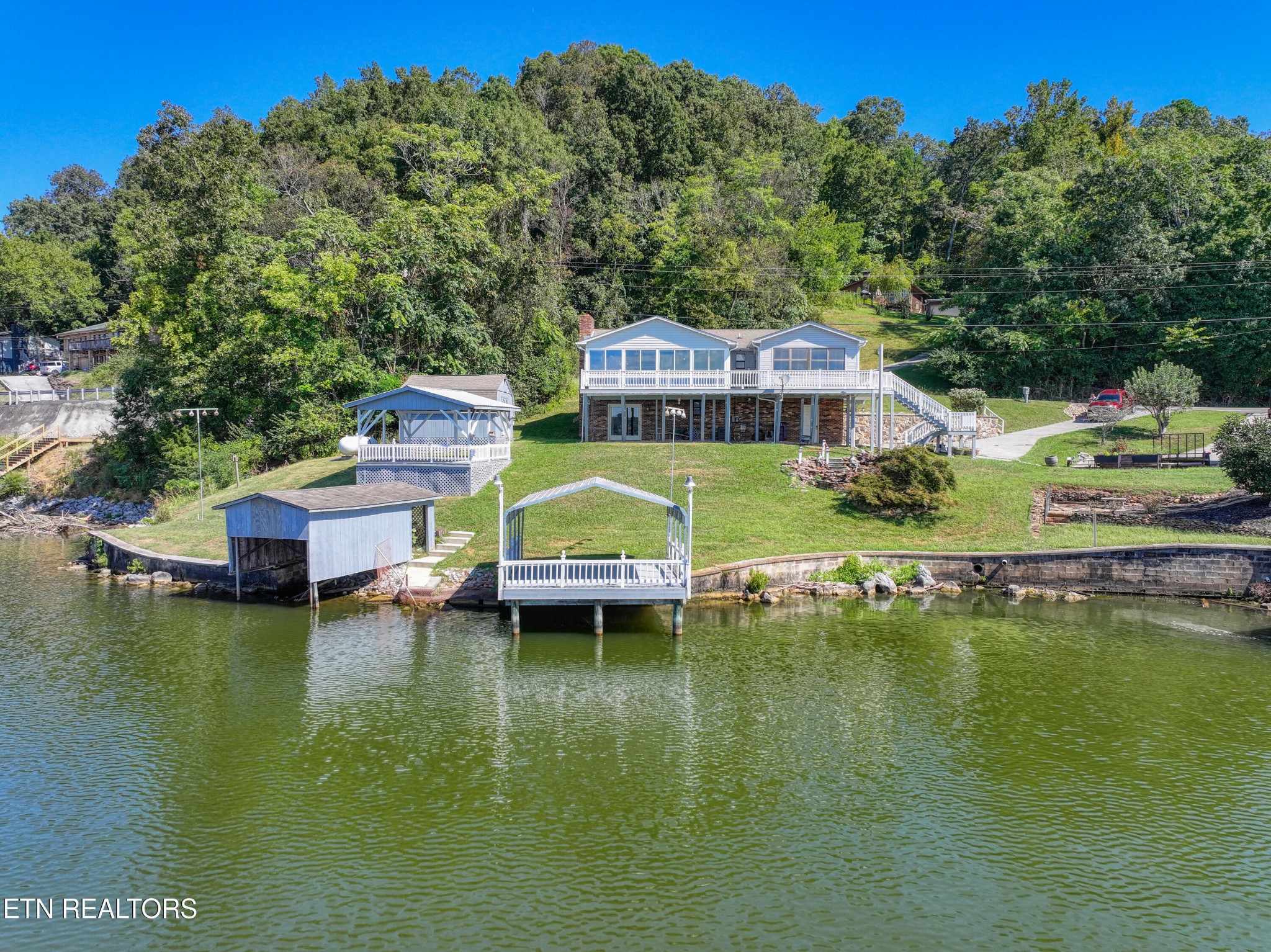 2203 Jones Bend Road Louisville, TN 37777 - Photo 34 of 47 Gallery Image 34