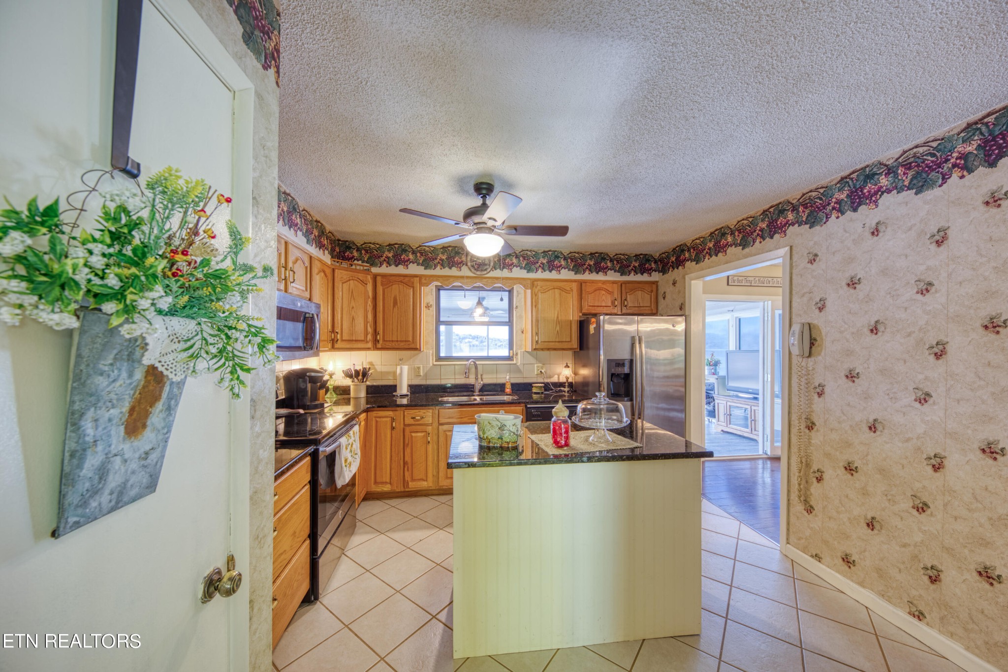 2203 Jones Bend Road Louisville, TN 37777 - Photo 7 of 47 Gallery Image 7