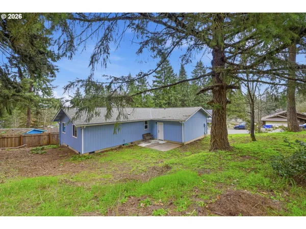 $349,500 | 88002 10th Street, Veneta, OR 97487