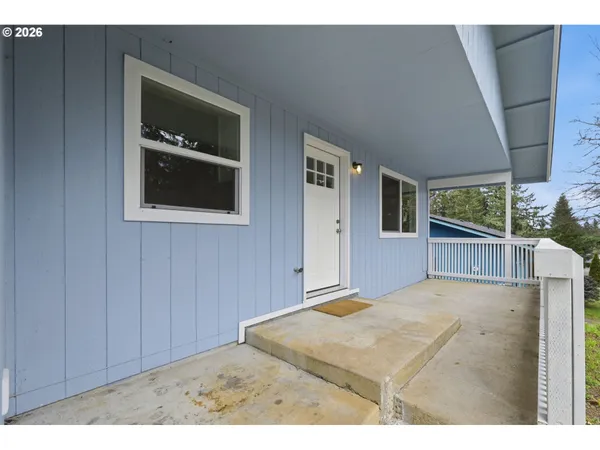 $349,500 | 88002 10th Street, Veneta, OR 97487