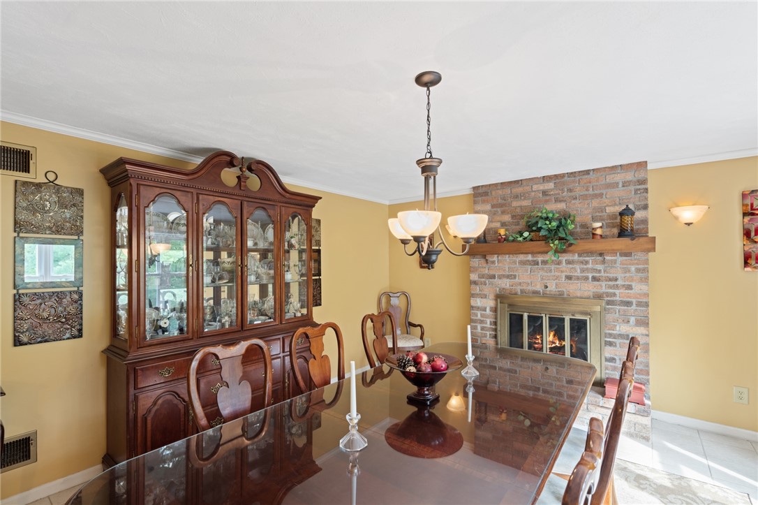 343 Hill Farm Road Coventry, RI 02816 - Photo 12 of 36