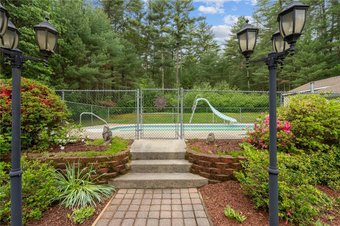 343 Hill Farm Road Coventry, RI 02816 - Photo 32 of 36
