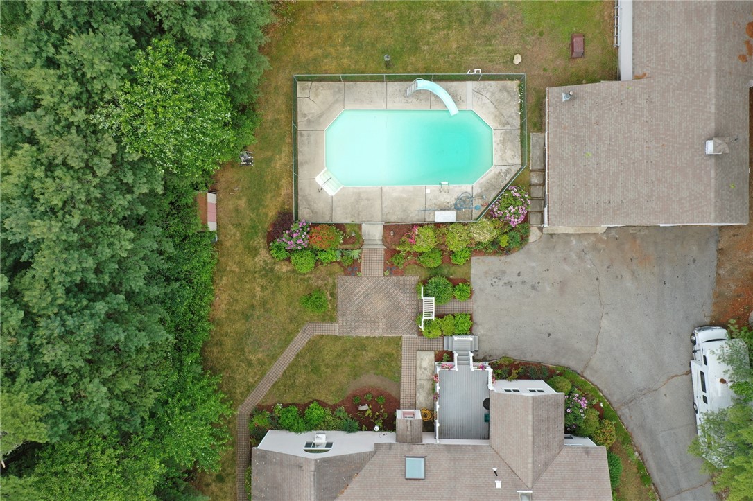 343 Hill Farm Road Coventry, RI 02816 - Photo 4 of 36