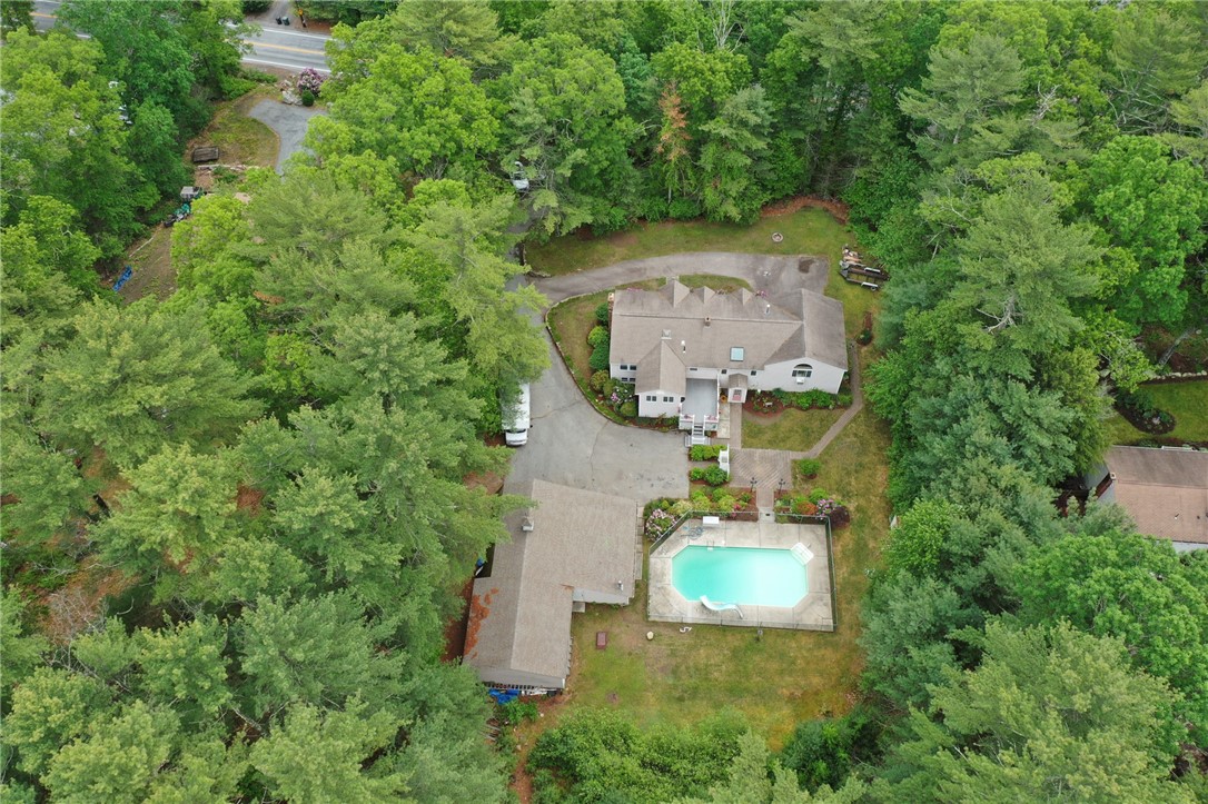 343 Hill Farm Road Coventry, RI 02816 - Photo 5 of 36